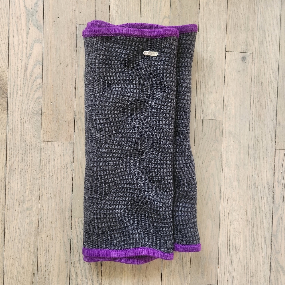 Calvin Klein infinity scarf Black